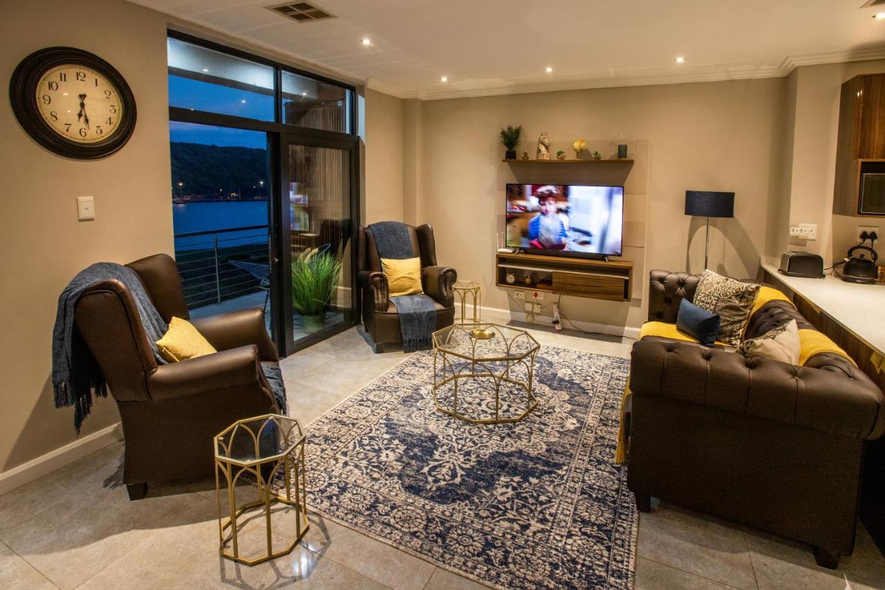 Apartment At The Point- Royal Relaxing Retreat