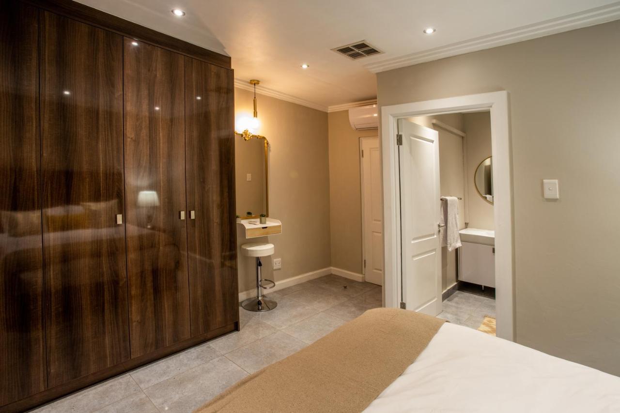 Apartment At The Point- Royal Relaxing Retreat Durban